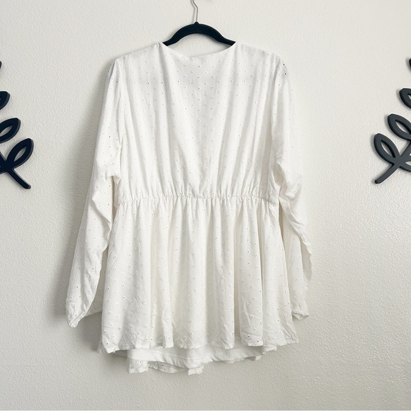 New Torrid Babydoll Eyelet Top - Picture 6 of 10